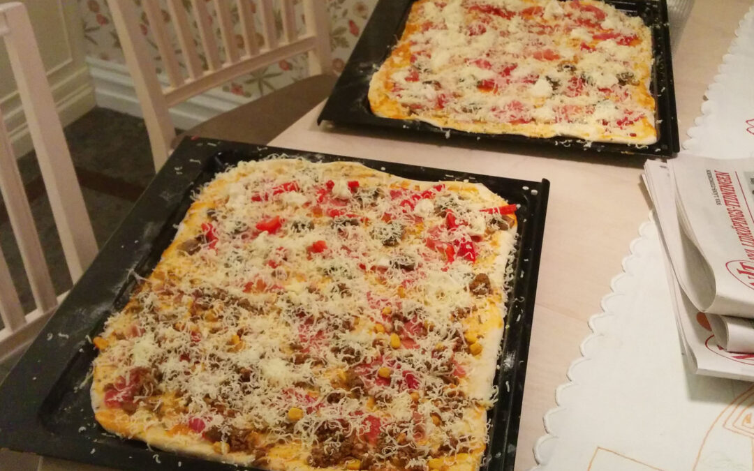 En vanlig fredag, två pizzor